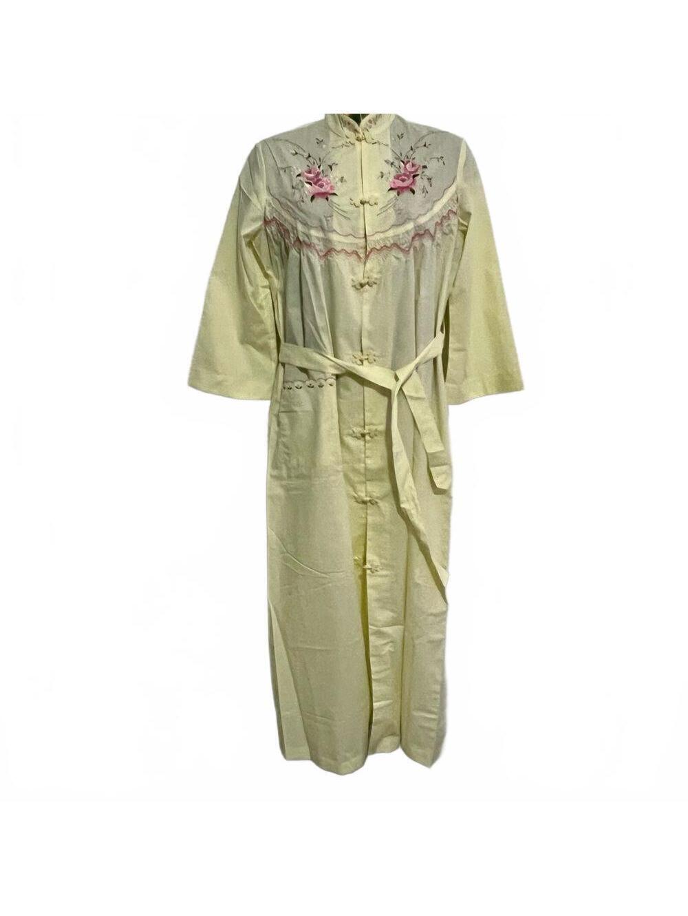 50s Peacock Chinese Pastel Yellow Embroidered Pink Floral Mandarin Collar Gown